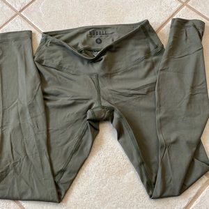 CrossFit  TIGHT
ARMY GREEN / SMALL